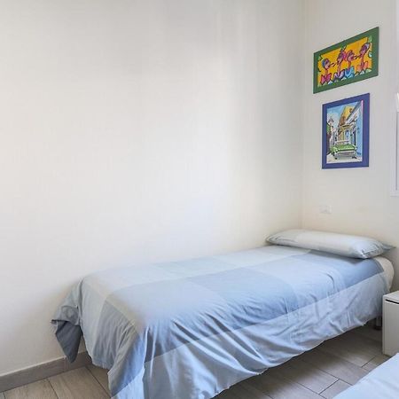 Zelo Buon Persico Jacuzzi & Relax - Casa Indipendente 20Min Da Milanoヴィラ エクステリア 写真