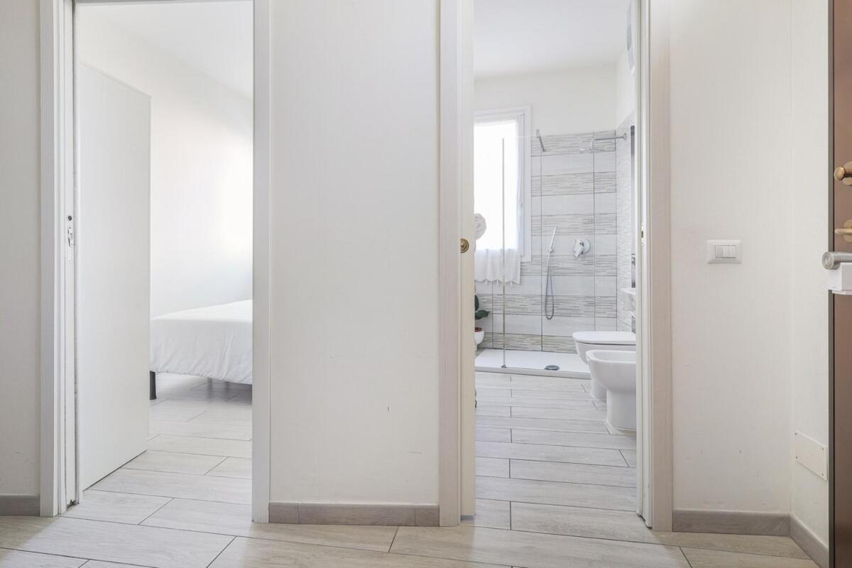 Zelo Buon Persico Jacuzzi & Relax - Casa Indipendente 20Min Da Milanoヴィラ エクステリア 写真