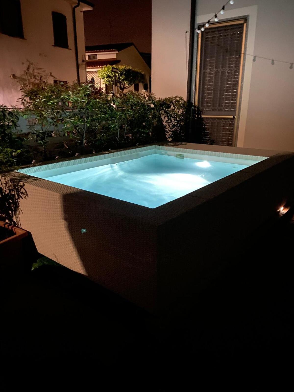 Zelo Buon Persico Jacuzzi & Relax - Casa Indipendente 20Min Da Milanoヴィラ エクステリア 写真