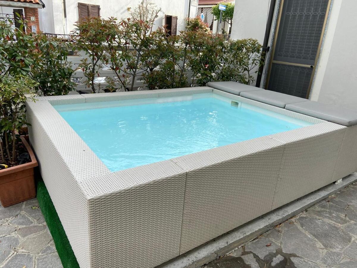 Zelo Buon Persico Jacuzzi & Relax - Casa Indipendente 20Min Da Milanoヴィラ エクステリア 写真